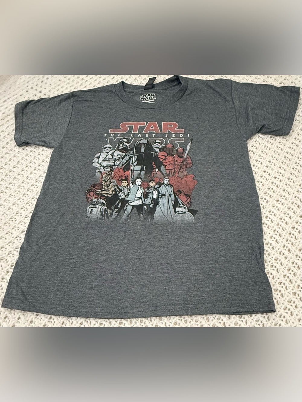 Gildan Boys Crew Neck Short Sleeve Slim Fit Star Wars Graphic T-Shirt in grey